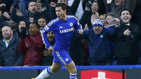 Eden Hazard Pemain Terbaik Liga Inggris versi FWA