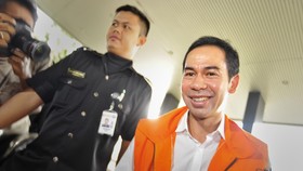 KPK Tahan Anak Buah Wawan