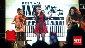 Ita Purnamasari Eksis Lagi dengan Album Religi