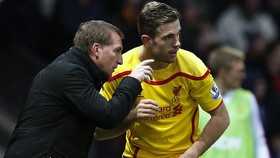 Rodgers Anggap Henderson Pantas Jadi Kapten