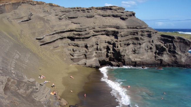 7 Pantai Warna warni Paling Menakjubkan di Dunia Halaman 5