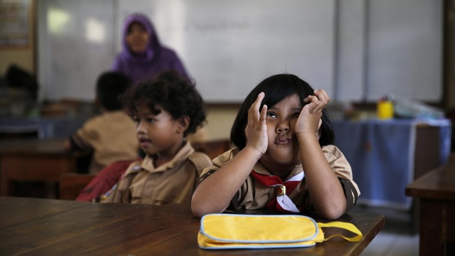 Kamu kerap mengalami kesulitan dalam belajar? Sulit mengingat tanggal? Nama? Atau rumus matematika? Cobalah tujuh tips ini.