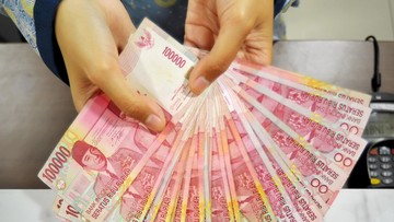 Jokowi Tetapkan Biaya Kedinasan Tak Masuk Anggaran Pendidikan Pemerintah menetapkan biaya pendidikan kedinasan tak masuk dalam alokasi dana pendidikan yang sebesar 20 persen di APBN.