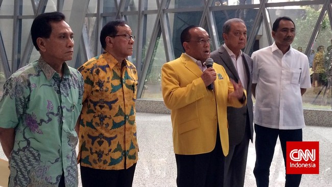 Ical tak ingin konflik Golkar berujung perpecahan. Ia mengutus MS Hidayat menemui Agung Laksono untuk membuka dialog. Sementara Agung membentuk tim perundingan.