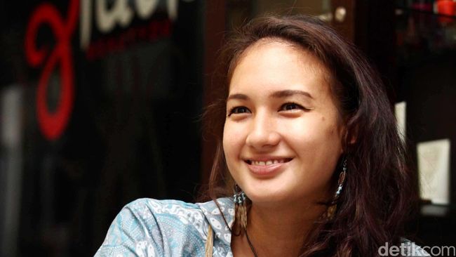 Kecintaan pada makhluk hidup mendorong kelima pesohor ini untuk bertindak lebih dari sekadar “kasihan.”