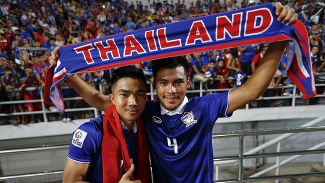 Sempat tertinggal 3-0 hingga menit ke-80, Thailand mampu mencetak dua gol dan memenangkan Piala AFF 2014 karena unggul agregat gol.