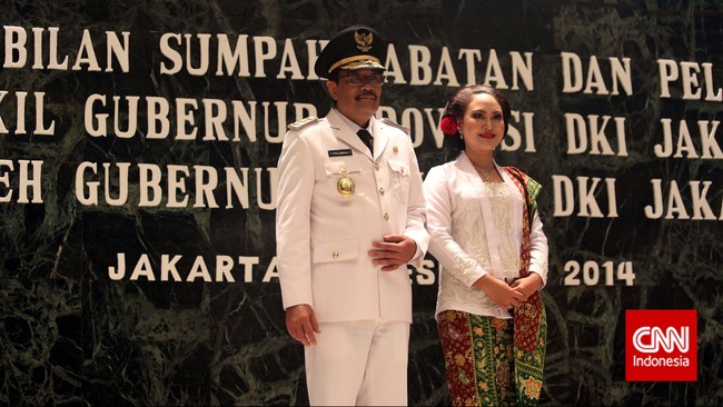 Djarot dilantik Presiden Jokowi sebagai Gubernur DKI Jakarta pada sisa masa jabatan 2012-2017, menggantikan Ahok yang mengundurkan diri.