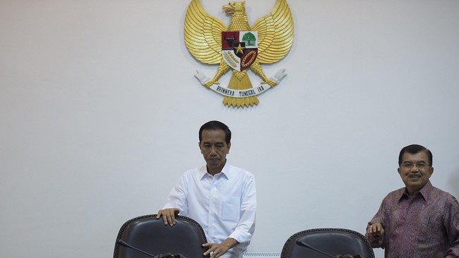 Sebelum bertolak ke Malaysia, Jokowi memerintahkan Polri tak melakukan penggeledahan dan penangkapan. Pekan depan, Jokowi akan memutuskan konflik KPK-Polri.