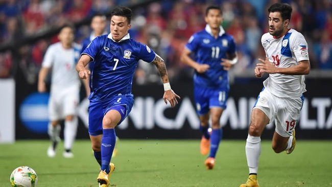 Dua penyerang ini tak akan&nbsp;bersaing untuk memenangkan tim mereka dalam&nbsp;final Piala AFF 2014 leg pertama di Bangkok karena kartu merah Adisak