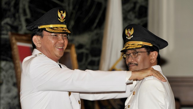 Posisi penting Djarot Saiful Hidayat di PDIP disebut Gubernur DKI Jakarta Basuki Tjahaja Purnama dapat berpengaruh positif untuknya.