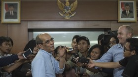 Keluarga Sebut Faisal Basri Bakal Dimakamkan di Menteng Pulo