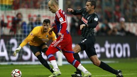Arjen Robben Berkata Jarinya Digigit Buaya