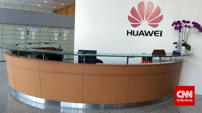 Huawei memprogram P20 agar mendapatkan mencetak skor tinggi saat di bencmark melalui aplikasi bechmarking 3DMark.