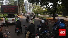 Anies Ingin Pencabutan Rambu Larangan Motor Rampung Dua Hari