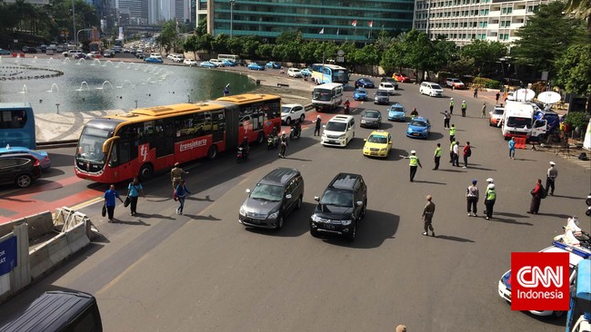 Hanya 20-30 persen yang dipakai warga&nbsp;yang beraktifitas di Thamrin.&nbsp;Sisanya hanya melintas dan dipakai warga yang bekerja di&nbsp;kawasan sekitarnya.