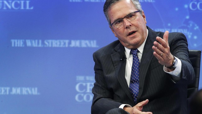 Jeb Bush, anak mantan presiden AS George H. W. Bush dan adik mantan presiden AS George W. Bush sebelum Obama mengumumkan akan maju dalam pilpres AS 2016.