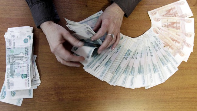 Pemerintah Rusia berencana membuat mata uang rubel digital untuk alat pembayaran internasional pada tahun depan.