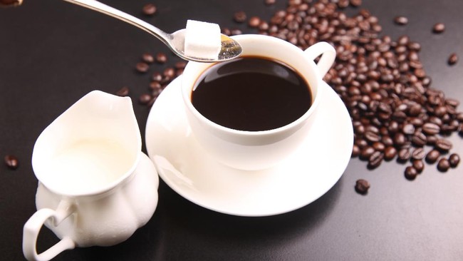 Kopi sering disalahkan karena kandungan utamanya, yaitu kafein. Tahukah kamu, kopi ini lebih bermanfaat bagi yang belajar ilmu sosial atau banyak menghafal?