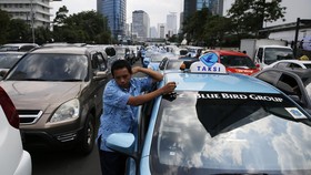Bos Gamya Jelaskan Awal Mula Terciptanya Logo Blue Bird
