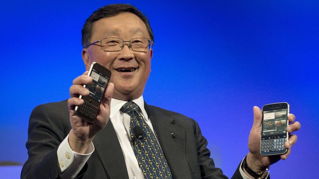 Perusahaan teknologi BlackBerry yang kini dipimpin John Chen, sedang berusaha bangkit dari keterpurukan dengan upaya meningkatkan pendapatan dan laba bersih.