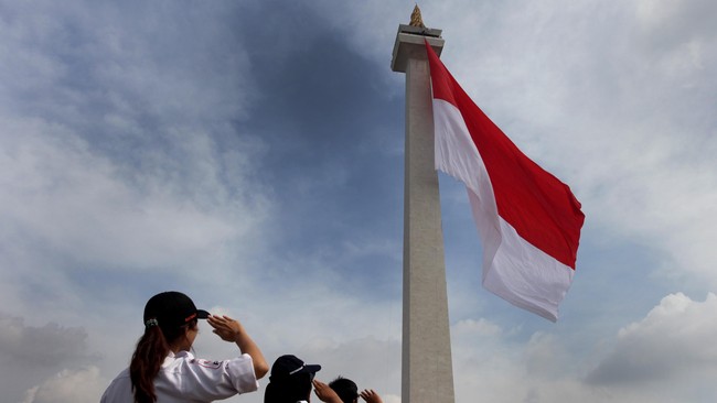 Dimasukannya program bela negara dalam kurikulum SMA merupakan bagian tahap-tahap pelaksanaan program bela negara yang diadakan Kementerian Pertahanan.