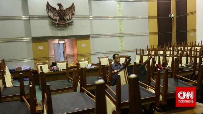 Pengurangan masa reses bertujuan untuk memaksimalkan masa kerja para anggota dewan yang selama ini dinilai belum optimal.