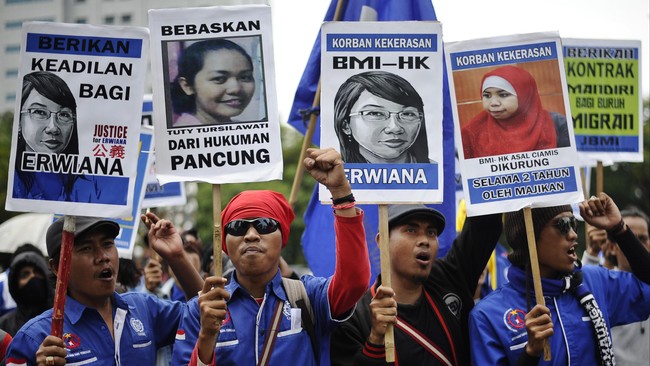 Kebijakan migrasi tenaga kerja di Indonesia yang kurang memerhatikan HAM dianggap berdampak sistemik pada pelanggaran HAM bagi buruh migran Indonesia.