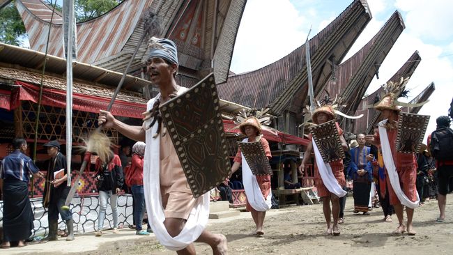 JK meminta ada perubahan citra sehingga Toraja tak lagi dikenal sebagai tempat wisata yang menonjolkan 'kuburan'. Menurutnya kopi Toraja bisa mulai ditonjolkan.