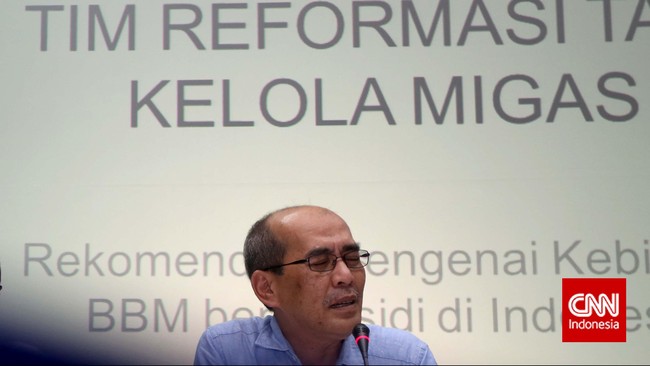 Ketua Tim Reformasi Tata Kelola Migas Faisal Basri menampik datang ke KPK untuk melaporkan dugaan penyimpangan di sektor yang mereka awasi saat ini.
