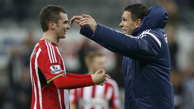 Posisi Gustavo Poyet di kursi manajer Sunderland terancam setelah rangkaian hasil buruk yang diterima mereka dalam beberapa bulan terakhir.