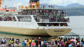 Ribuan Perantau di Ambon Berdesakan Naik Kapal Demi Natal di Kampung