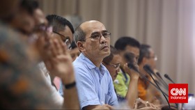 Faisal Basri Ingin Jokowi Turun Tangan Kerek Harga Rokok