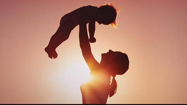 Yakinlah, bahwa dalam benak Bunda, hanya ada kebaikan untuk anak-anaknya, lalu, apa yang diragukan lagi?