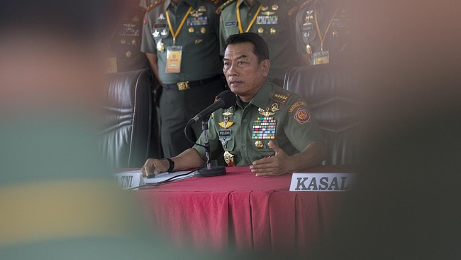 Jenderal Moeldoko menyebut, tentara akan kehilangan wilayah latihan jika semua lahan dikuasai oleh masyarakat.