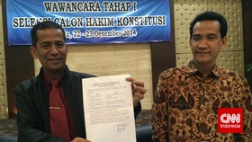 Jokowi Tunjuk Saldi Isra Jadi Ketua Tim Seleksi Anggota KPU