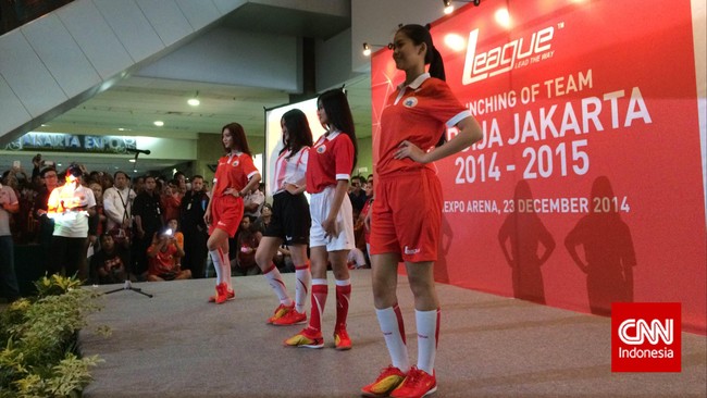 Untuk musim kompetisi tahun depan, Persija akan didukung oleh League dalam bentuk peralatan yang melingkupi tim senior, U-21, hingga pemain akademi.