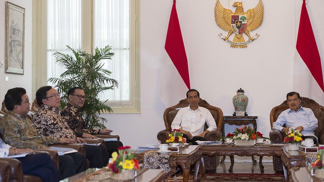 Menteri Keuangan Bambang P.S. Brodjonegoro mengkhawatirkan pengelolaan dana desa oleh aparatur desa tidak sesuai dengan yang diharapkan pemerintah pusat.