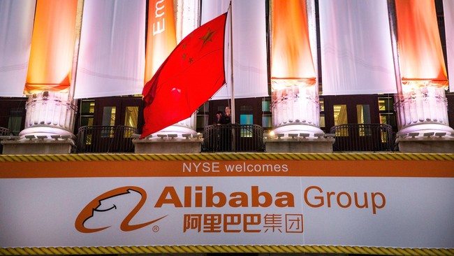 Alibaba ingin melepaskan ketergantungan dari Android. Perusahaan Tiongkok ini pun gelontorkan Rp 7,4 triliun ke ponsel lokal.  