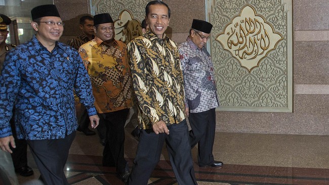 Serangan ke Yaman memperburuk kondisi dunia Islam. Secara subyektif Indonesia punya kepentingan dengan perdamaian di kawasan ini.