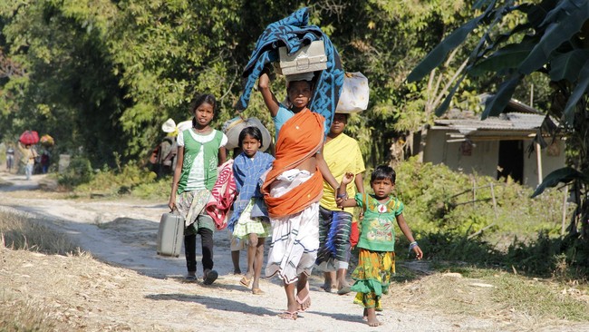 India memburu kelompok militan Bodo yang telah membunuh 75 warga desa di negara bagian Assam, sebagian besar adalah perempuan dan anak-anak.