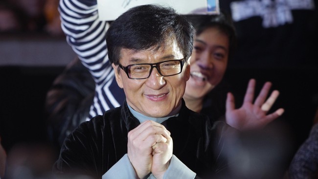 Pengadilan Tiongkok mulai memproses persidangan dakwaan penggunaan narkoba terhadap putera bintang film kung fu Jackie Chan yang ditangkap Agustus lalu. 