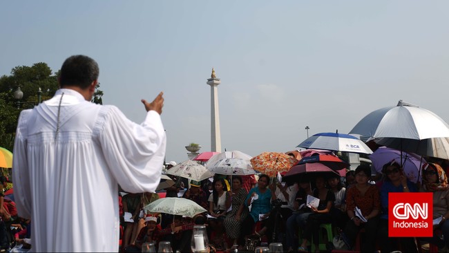 Bawaslu meminta para tokoh agama menyampaikan khotbah yang menenangkan. Tokoh agama dinilai punya peran untuk meredam kebencian.
