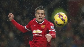 Van Persie Takkan Main di Derby Manchester