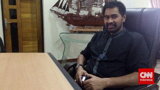 Muzakir Manaf Respons Viral Bobby Ditinggal di Pertemuan Bahas 4 Pulau Gubernur Aceh Muzakir Manaf buka suara soal viral potongan video ia meninggalkan Gubernur Sumut Bobby Nasution pada pertemuan yang membahas polemik empat pulau.