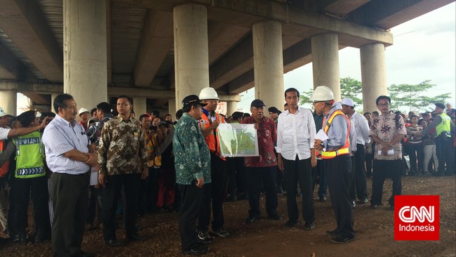 Demi menyiasati kemacetan di libur hari raya, ruas tol Cikampek-Paliman ditargetkan rampung&nbsp;sebelum Idul Fitri 2015.