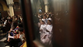 Pelaksanaan Misa Di Gereja Katedral Berlangsung Aman