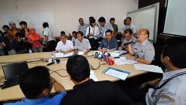 Pemerintah dipastikan mengganti seluruh direktur lama PT Angkasa Pura II (Persero).