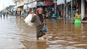 Sungai Barito Meluap, Tinggi Banjir Capai 2 Meter