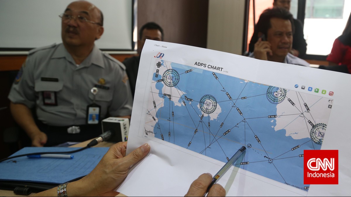 Menelusuri Udara dan Lautan Demi Tenangkan Ratusan Jiwa