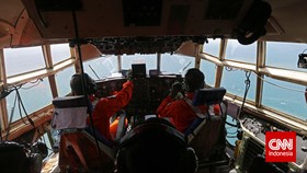 Mencari AirAsia Lewat Udara